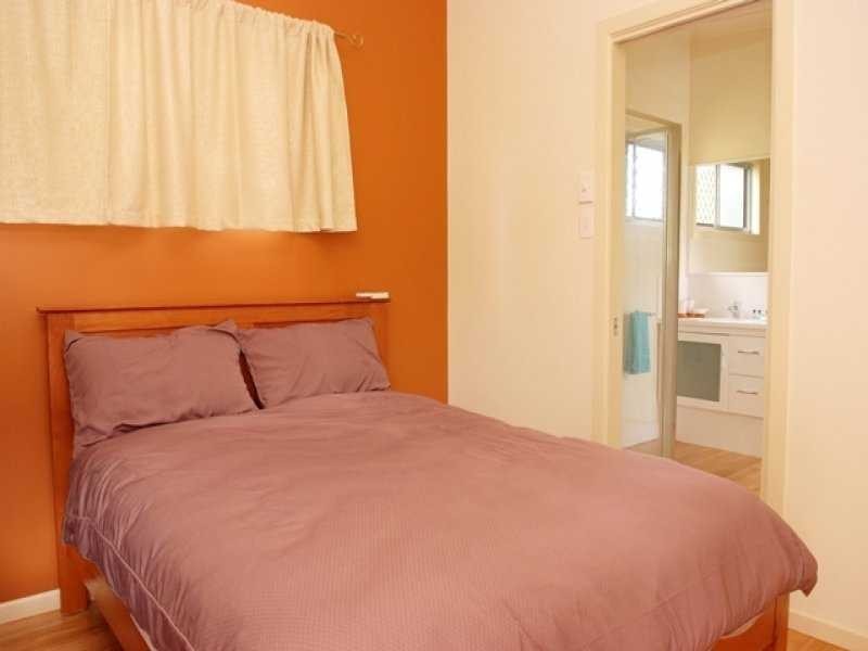 12 Bayside Court, Magnetic Island QLD 4819