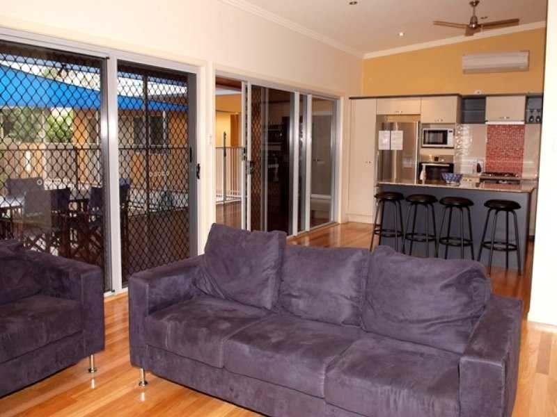 12 Bayside Court, Magnetic Island QLD 4819