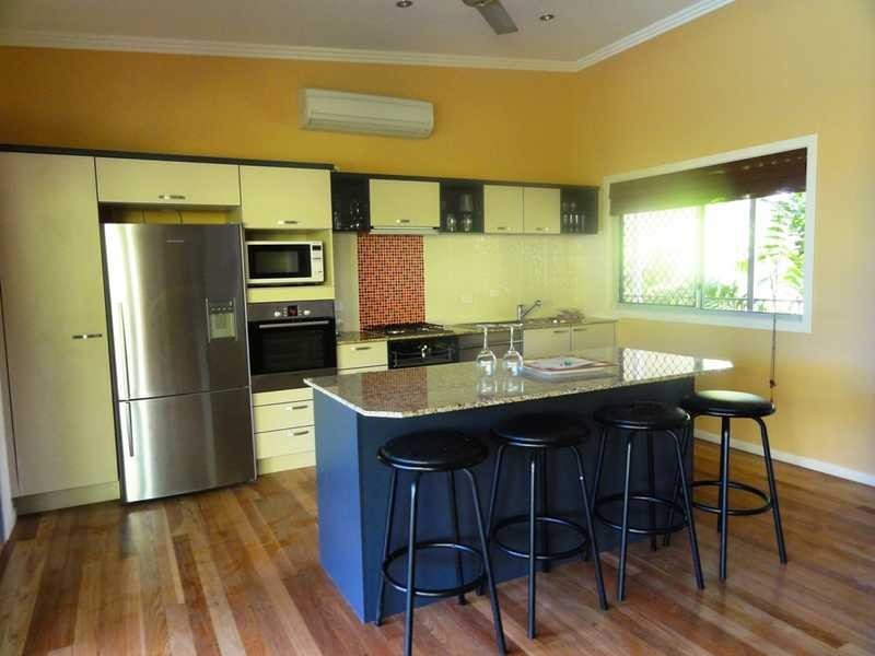 12 Bayside Court, Magnetic Island QLD 4819
