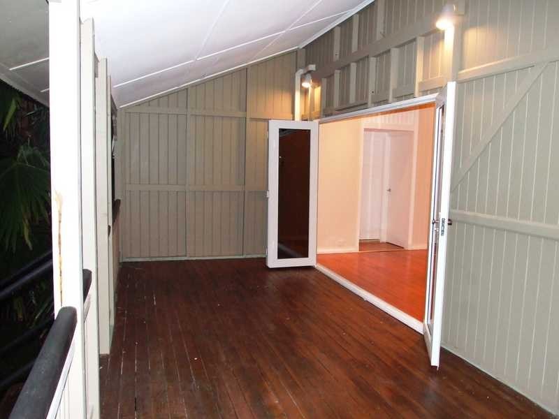 55 Sherriff Street, Hermit Park QLD 4812