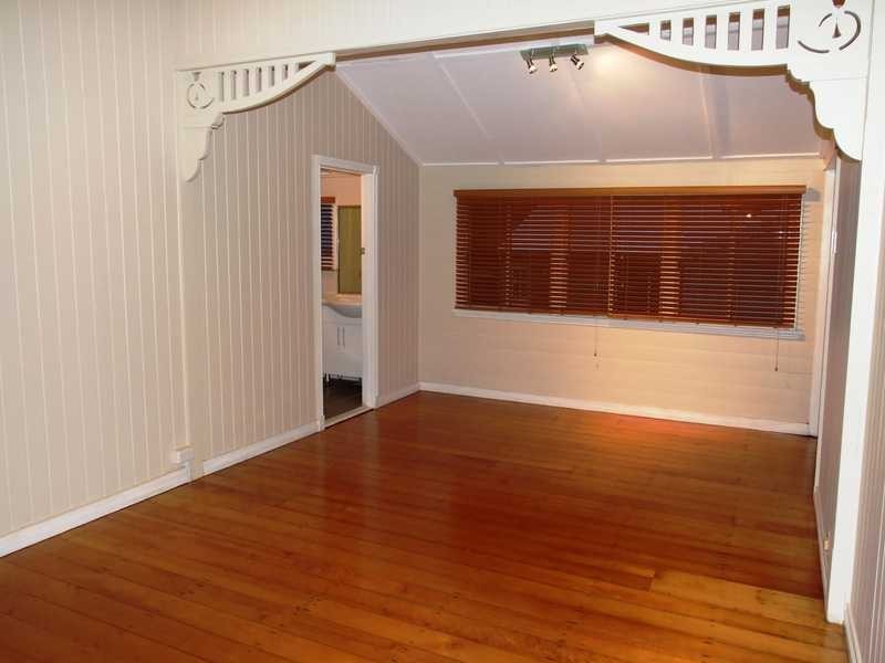 55 Sherriff Street, Hermit Park QLD 4812