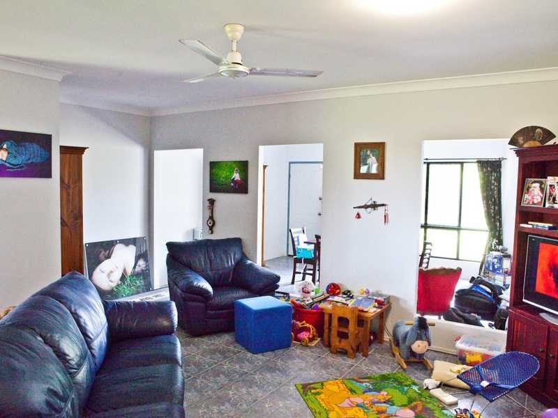 40 Blue Mountain Drive, Bluewater QLD 4818