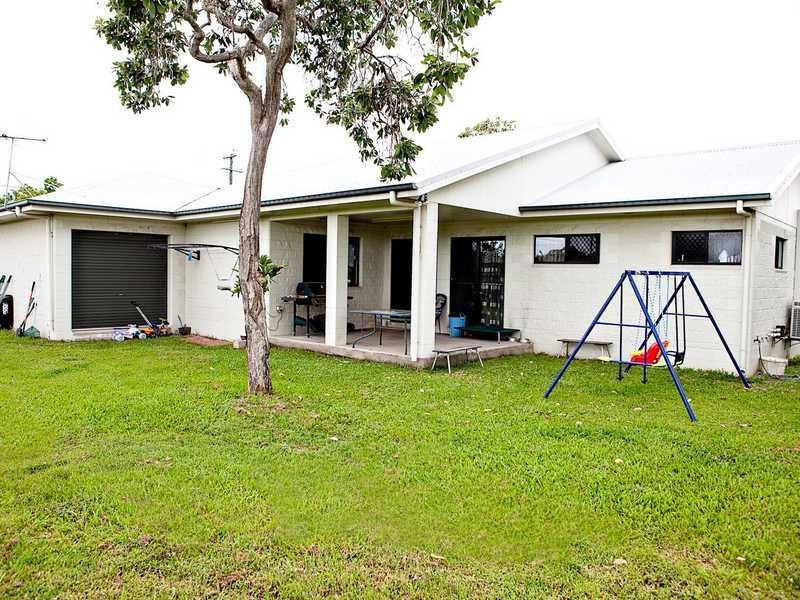 40 Blue Mountain Drive, Bluewater QLD 4818