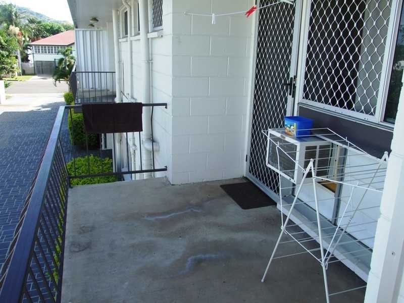 Unit/5/3 Soule Street, Hermit Park QLD 4812