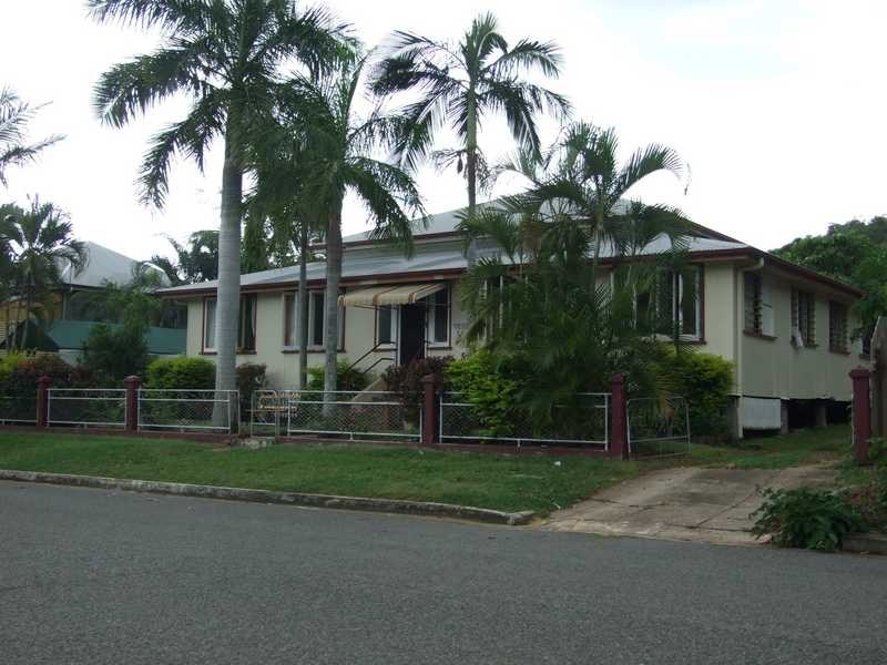 West End QLD 4810