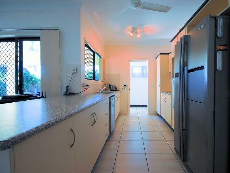 98 River Blvd, Idalia QLD 4811