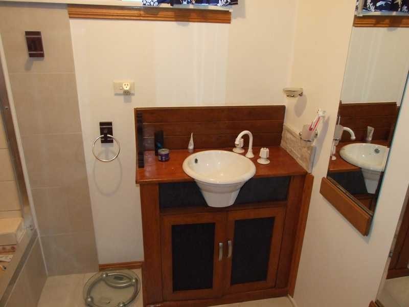 208 Upper Miles Avenue, Kelso QLD 4815