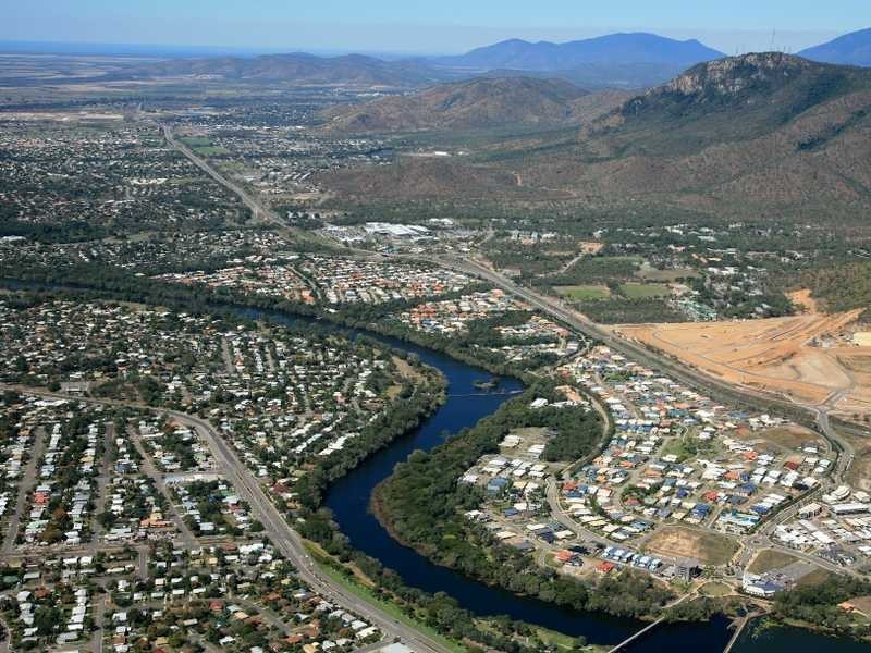 277 – 287 Riverside Boulevard, Douglas QLD 4814