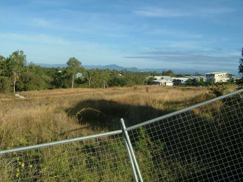 277 – 287 Riverside Boulevard, Douglas QLD 4814