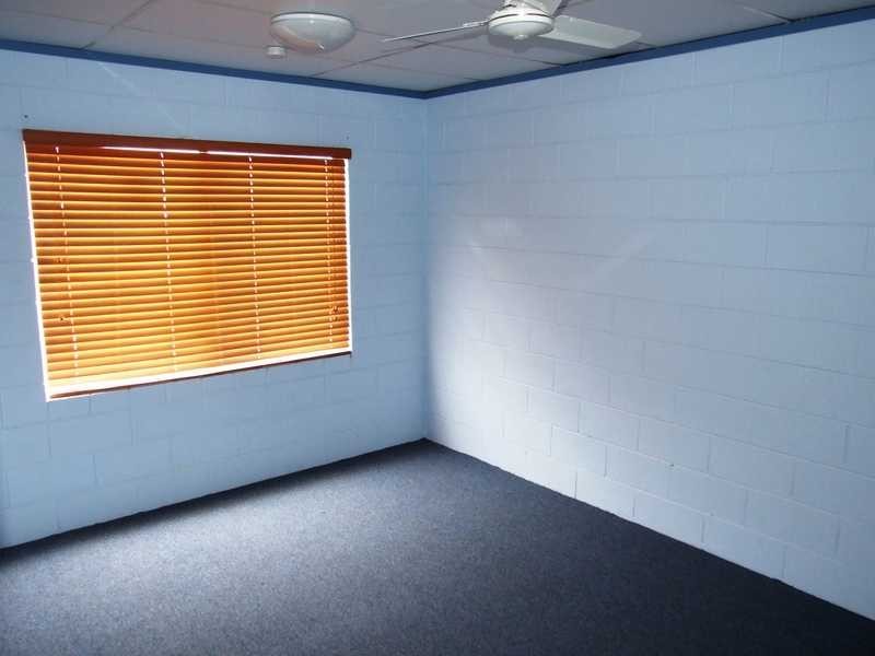 8/12 The Avenue, Hermit Park QLD 4812