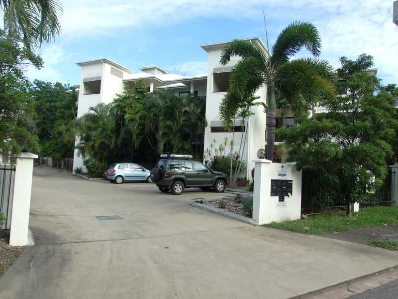 10/9 Gregory Street, North Ward QLD 4810