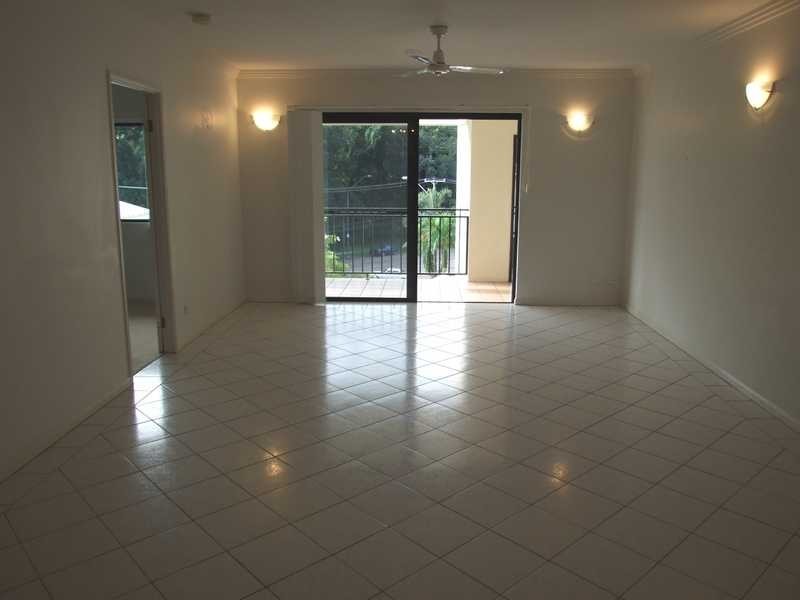 10/9 Gregory Street, North Ward QLD 4810