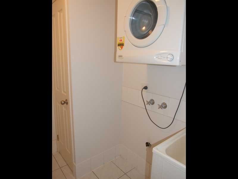 10/9 Gregory Street, North Ward QLD 4810