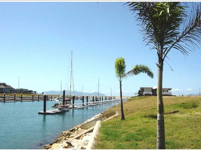 22 The Esplanade, Magnetic Island QLD 4819