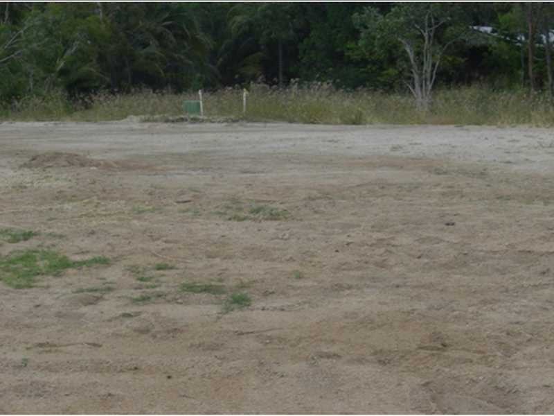 22 The Esplanade, Magnetic Island QLD 4819