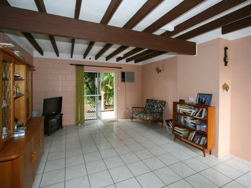 8 Keitley Street, Kirwan QLD 4817