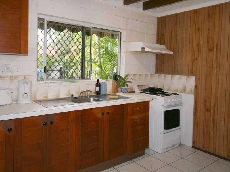 8 Keitley Street, Kirwan QLD 4817