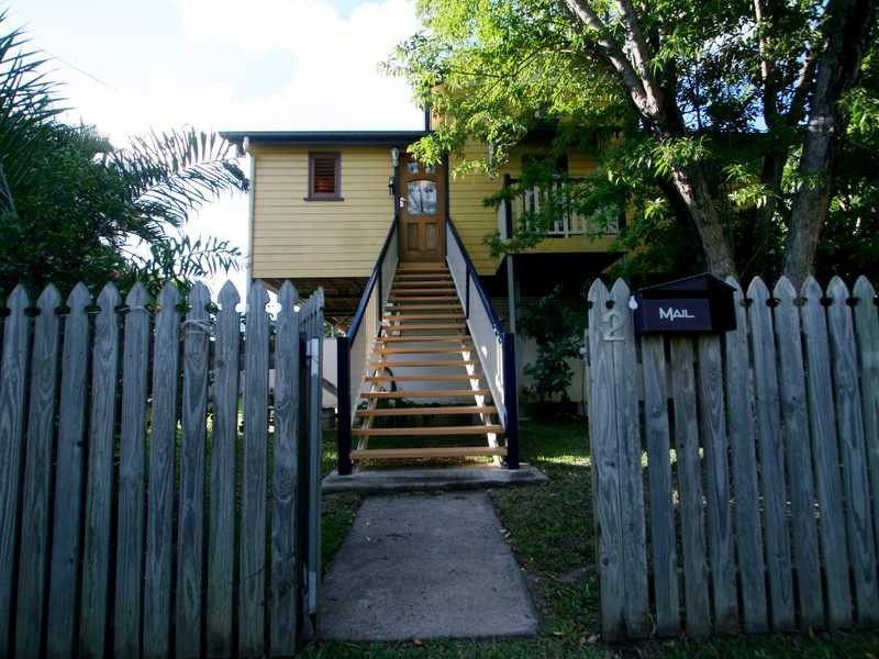 2 Anderson Street, Railway Estate QLD 4810