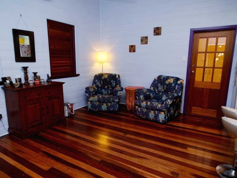 2 Anderson Street, Railway Estate QLD 4810