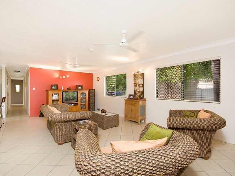 3 Fairway Close, Kirwan QLD 4817