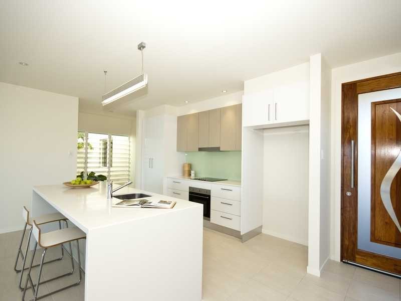 12 Terrace Place, Magnetic Island QLD 4819