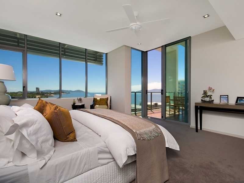 Apartment 1701/6 The Strand, Townsville QLD 4810