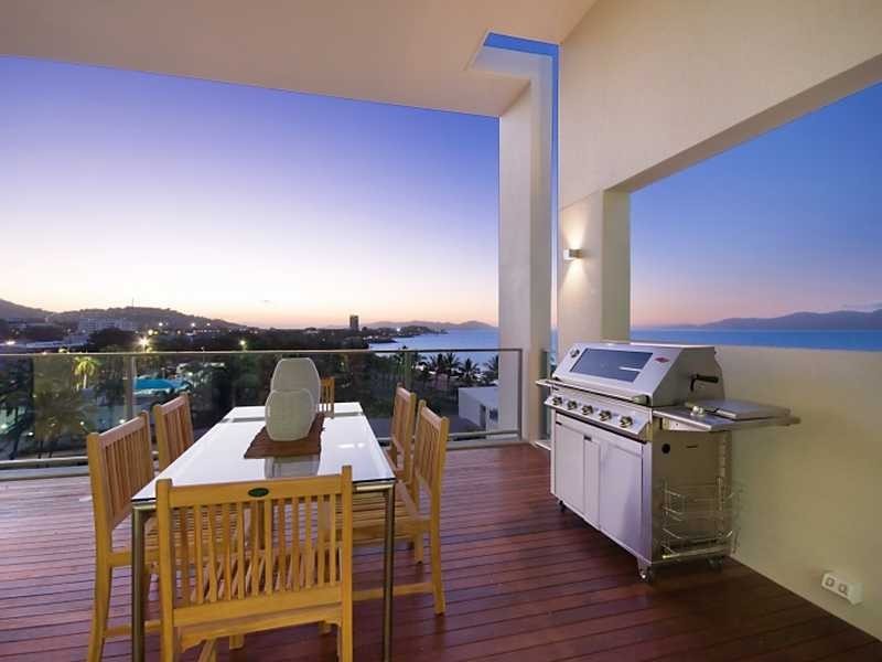 Apartment 1701/6 The Strand, Townsville QLD 4810
