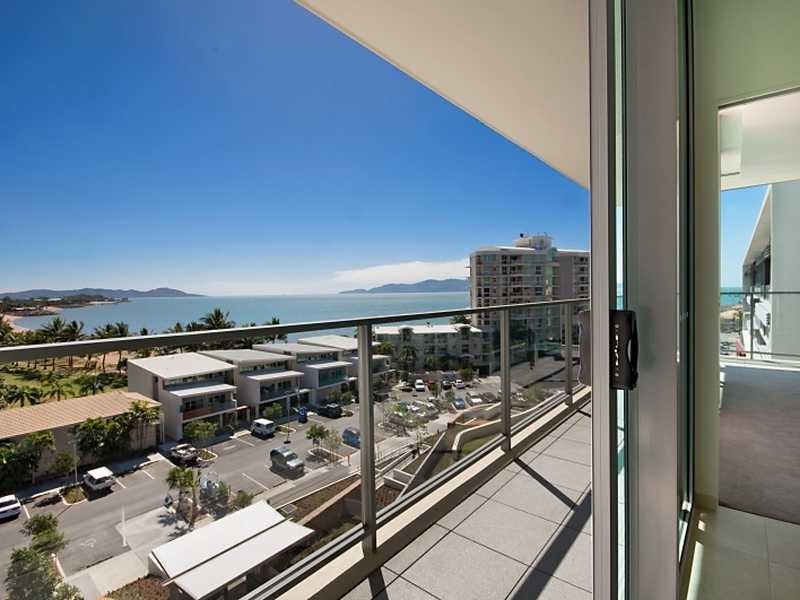 Apartment 1701/6 The Strand, Townsville QLD 4810