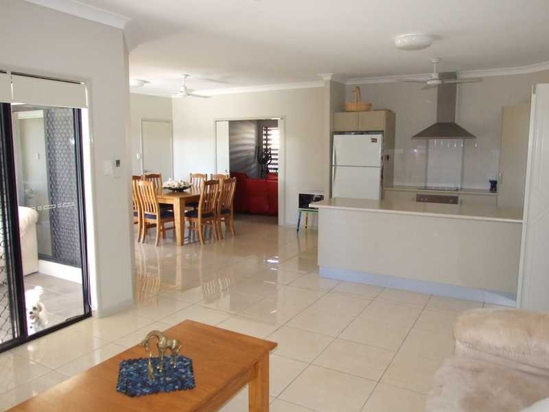 146 Daintree Drive, Bushland Beach QLD 4818