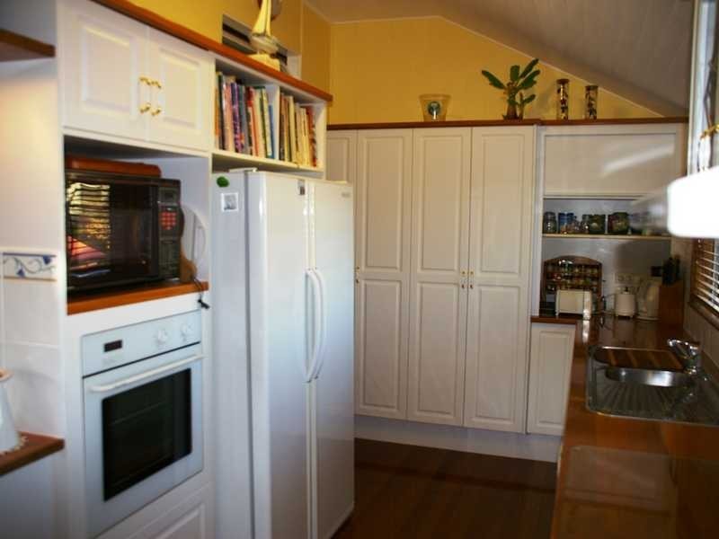 8 Murray Street, North Ward QLD 4810