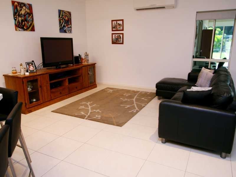 37 Marina Drive, Bushland Beach QLD 4818