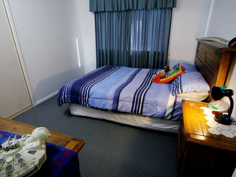 37 Marina Drive, Bushland Beach QLD 4818