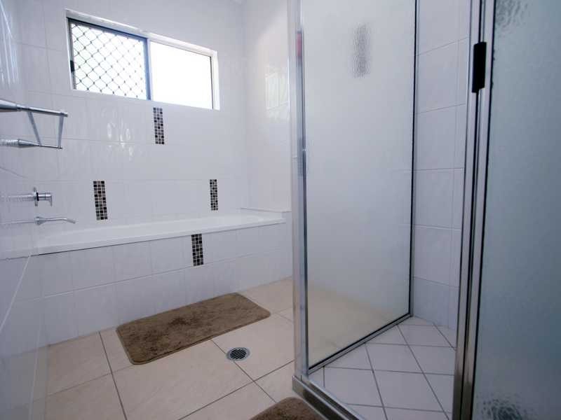 37 Marina Drive, Bushland Beach QLD 4818