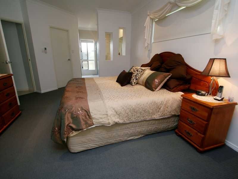 37 Marina Drive, Bushland Beach QLD 4818