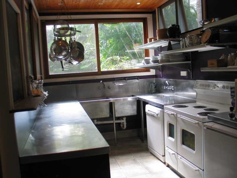 165 Eyre Street, North Ward QLD 4810