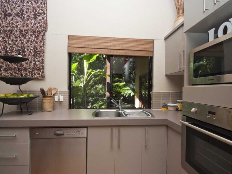 18 Mango Parkway, Magnetic Island QLD 4819