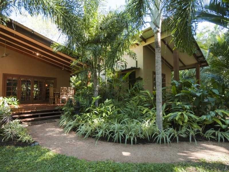 18 Mango Parkway, Magnetic Island QLD 4819