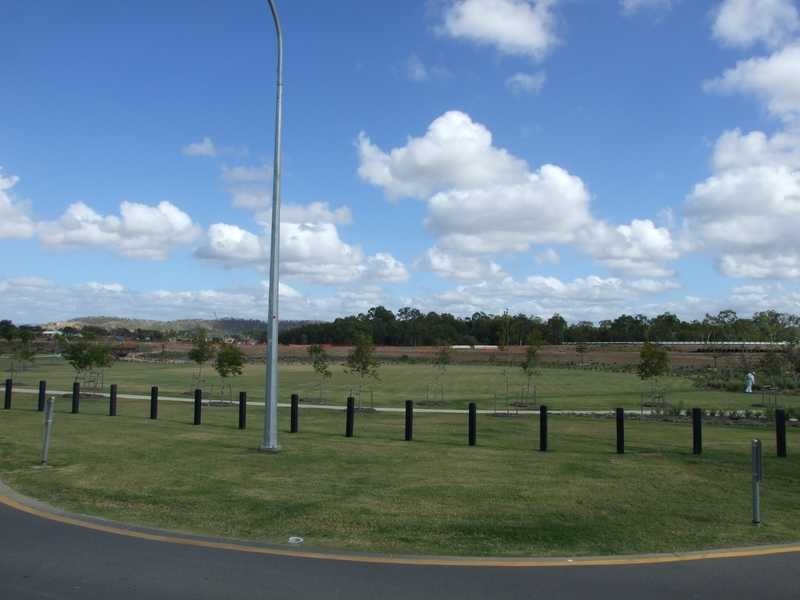 13 Osterlund Place, Burdell QLD 4818