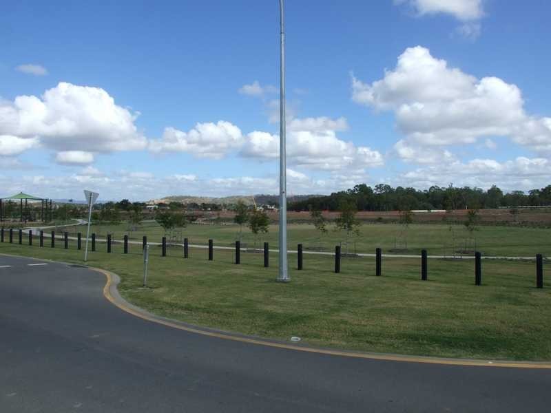 13 Osterlund Place, Burdell QLD 4818