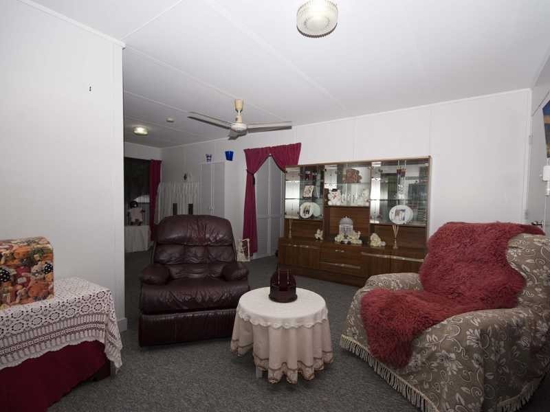 11 Heath Street, Magnetic Island QLD 4819