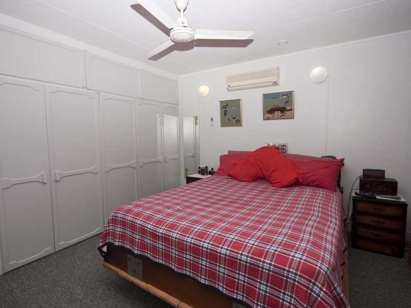 11 Heath Street, Magnetic Island QLD 4819