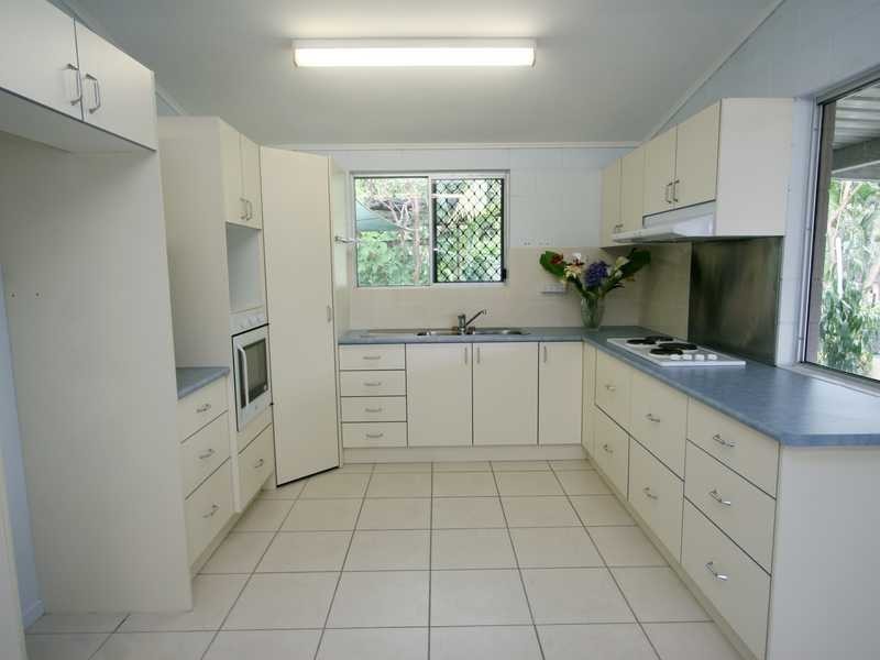 12 Allambie Lane, Kelso QLD 4815