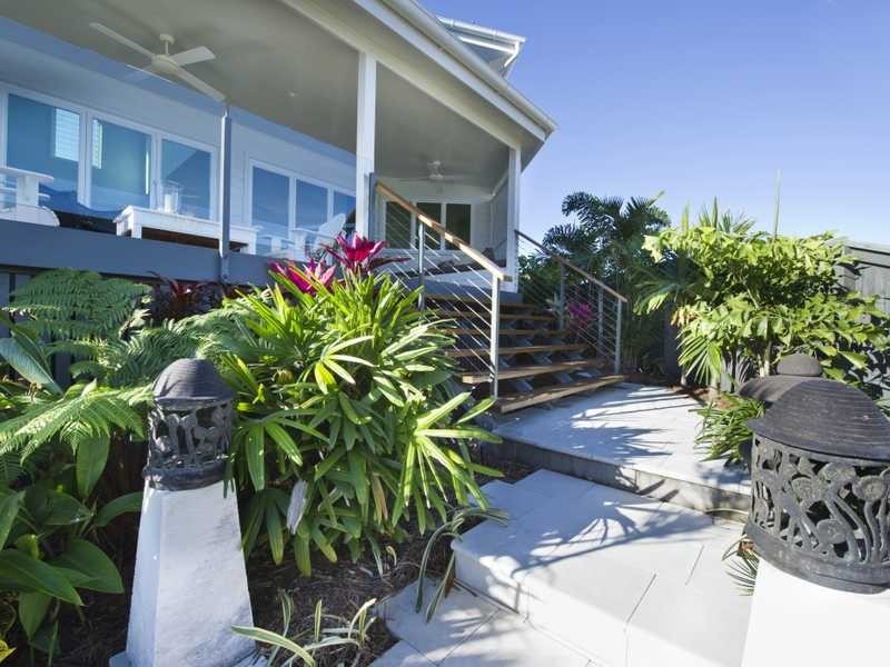 19 The Cove, Magnetic Island QLD 4819
