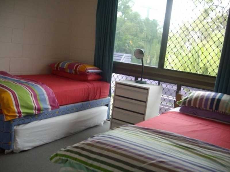 2/4 Endeavour Road, Magnetic Island QLD 4819