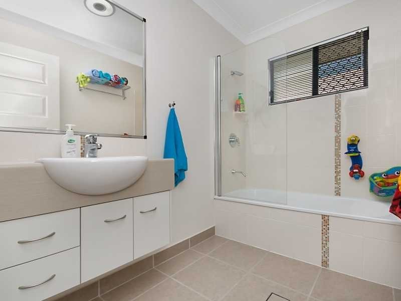 4 Scrubwren Circuit, Bohle Plains QLD 4817