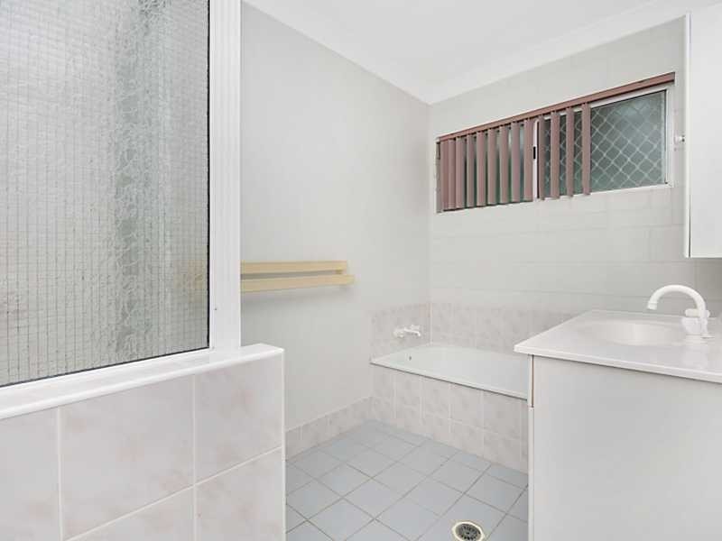 210 Kelso Drive, Kelso QLD 4815