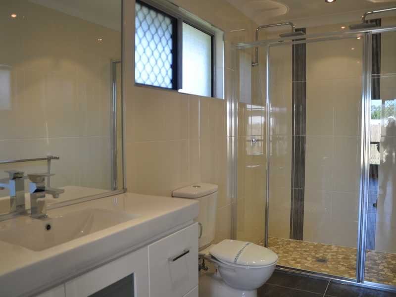 10 Dillon Street, Mount Louisa QLD 4814