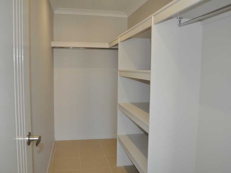 10 Dillon Street, Mount Louisa QLD 4814