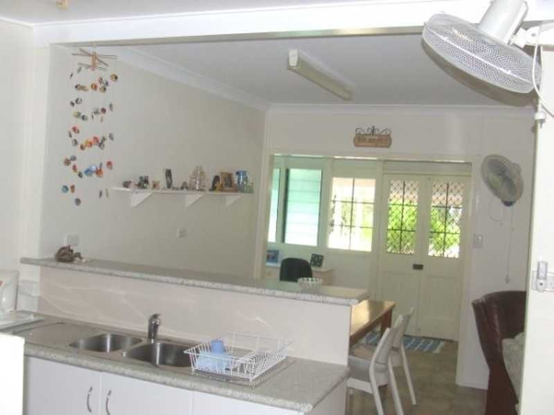 24 Barbarra Street, Magnetic Island QLD 4819