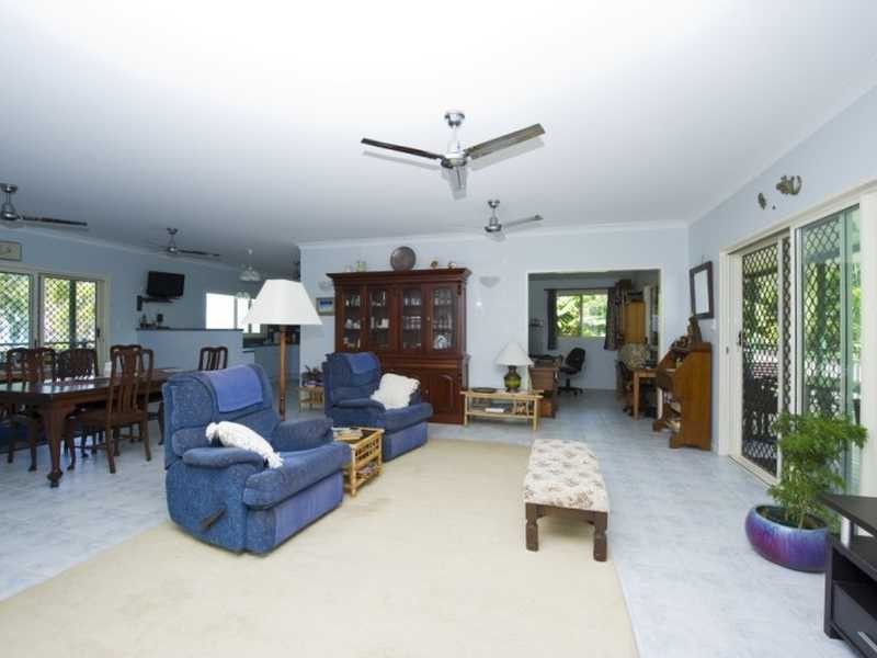 73 Picnic Street, Magnetic Island QLD 4819